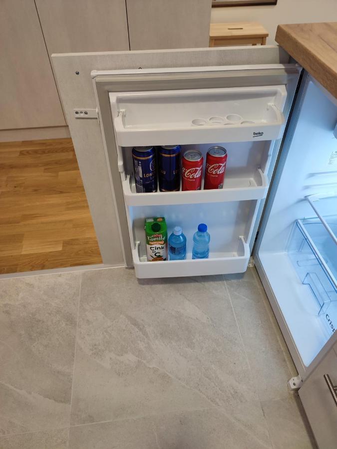 Morning Star Danica Apartment Surčin Екстериор снимка